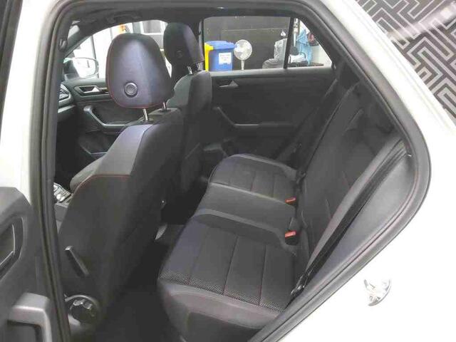 Volkswagen T-Roc 1.5 TSI 150pk Automaat Sport Black Style / Panoramadak / Camera / Adaptive Cruise