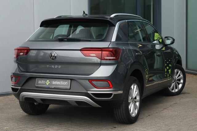 Volkswagen T-Roc 1.5 TSI Style / Camera / Stoelverw / Adaptieve Cruise / Carplay