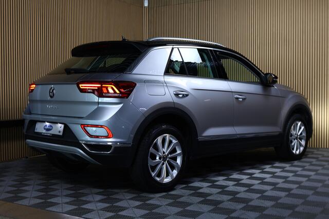 Volkswagen T-Roc 1.5 TSI Style DSG VIRTUAL CARPLAY CLIMA CAMERA PDC "23