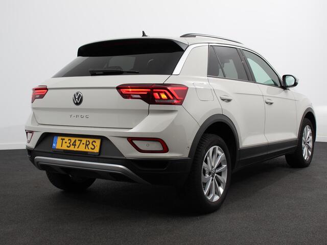 Volkswagen T-Roc 1.0 TSI Life Digitale Cockpit Navigatie Apple Carplay/Android Auto Adaptive Cruise control Parkeer sensoren Lichtmetalen Velgen 16" Extra Getint glas
