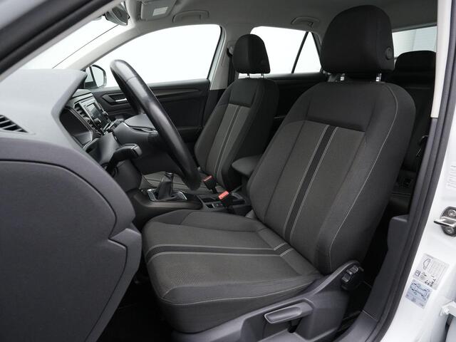 Volkswagen T-Roc 1.0 TSI 115 pk Style | Adaptive Cruise | Stoelverwarming | Parkeersensoren voor/achter