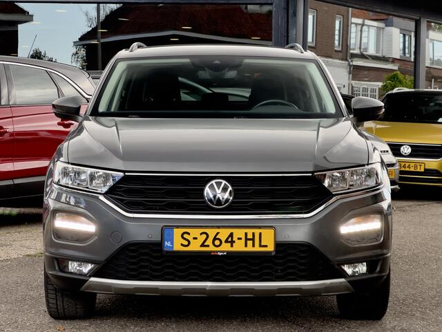 Volkswagen T-Roc 1.5 TSI AUT7 SPORT NAVI AIRCO APPLE-CARTPLAY LED LMV PDC