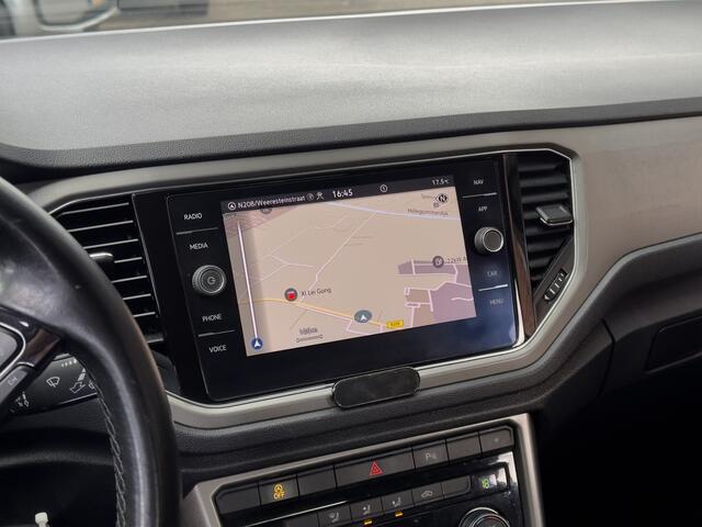 Volkswagen T-Roc 1.5 TSI AUT7 SPORT NAVI AIRCO APPLE-CARTPLAY LED LMV PDC