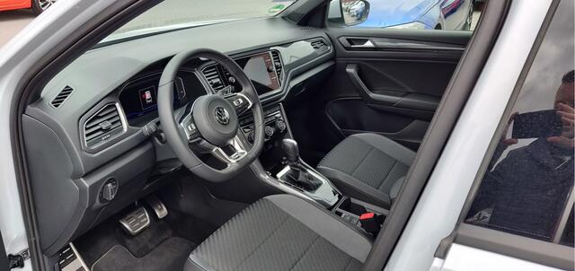 Volkswagen T-Roc 1.5 TSI DSG Sport Business R | Panorama | Matrix-LED | Navigatie | 19"Lm