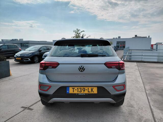 Volkswagen T-Roc 1.0 TSI Life | Mulimedia | LED plus | Trekhaak | 17"