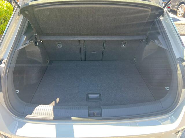 Volkswagen T-Roc 1.0 TSI R-Line virtual cockpit, stoelverw, cruise