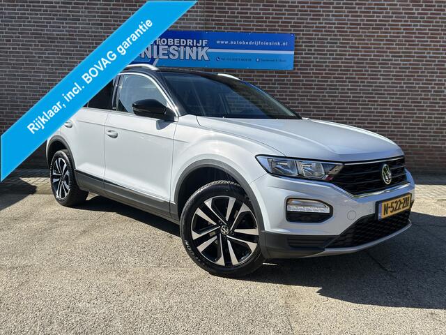 Volkswagen T-Roc 1.5 TSI DSG Automaat Trekhaak/Carplay/PDC/Stoelverwarming