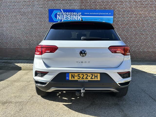 Volkswagen T-Roc 1.5 TSI DSG Automaat Trekhaak/Carplay/PDC/Stoelverwarming