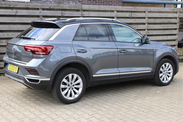 Volkswagen T-Roc 1.5 TSI Sport / Navi / Apple Carplay / Panoramadak