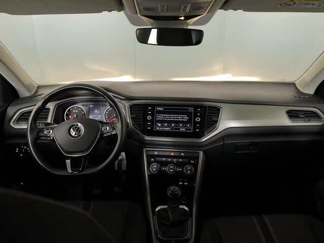 Volkswagen T-Roc 1.0 TSI Style Business 110 pk | Navigatie | Parkeersensoren | Achteruitrijcamera | Autom. airco | Adaptieve cruise control |