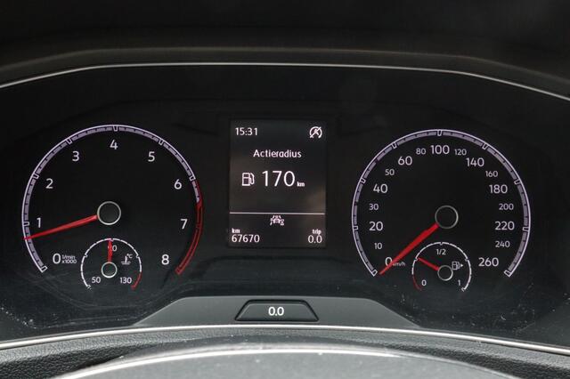 Volkswagen T-Roc 1.5 TSI Style Business Trekhaak | Carplay | Blindspot | Adaptive