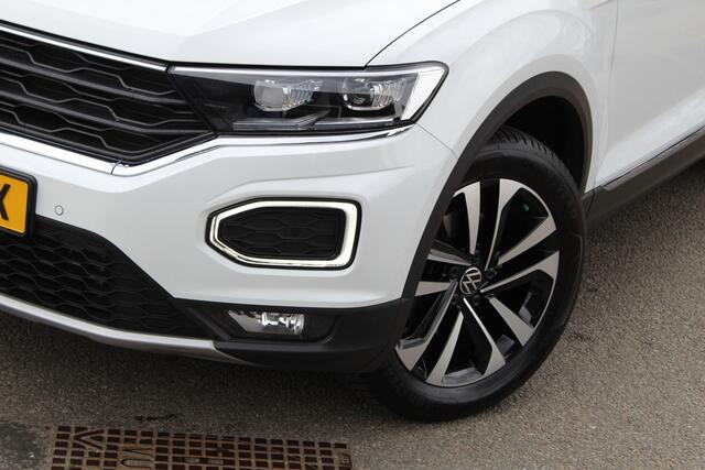 Volkswagen T-Roc 1.5 TSI 150Pk Automaat United | Trekhaak | Stoelverwarming