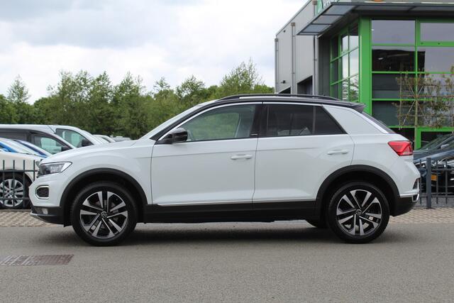 Volkswagen T-Roc 1.5 TSI 150Pk Automaat United | Trekhaak | Stoelverwarming