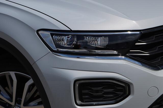 Volkswagen T-Roc 1.5 TSI Sport | ACC | Camera | 18 Inch |