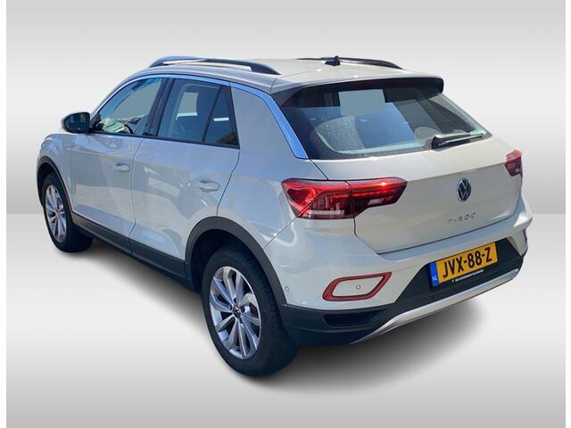 Volkswagen T-Roc 1.0 TSI Life Edition / Camera / CarPlay / Keyless / 17'' / Stoelverwarming / DAB / ACC / Climate Control