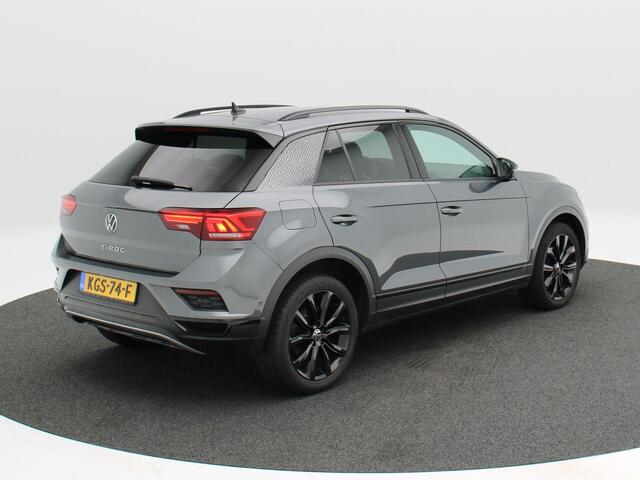 Volkswagen T-Roc 1.5 TSi 150 Pk Automaat Sport Business R-Line | Black Style | Camera | Stoelverwarming | Adaptive Cruise | Navigatie | CarPlay | Climatronic | 18 Inch | 89.335 Km !!