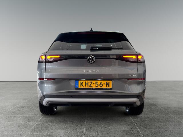 Volkswagen T-Roc 1.5 eTsi Life First Edition 116PK DSG | Trekhaak | Stuurverwarming | Zwart dak