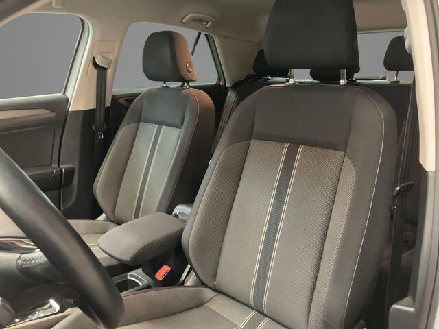 Volkswagen T-Roc 1.5TSI/150PK Style DSG · Navigatie · Camera + Parkeersensoren · Apple/Android Car Play
