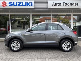 volkswagen-t-roc-1.5-tsi-style-trek