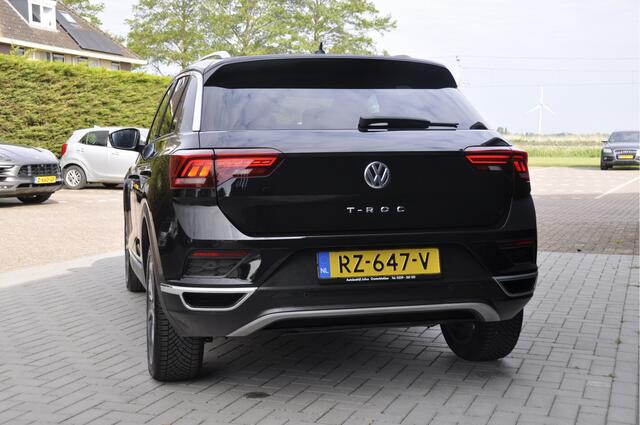 Volkswagen T-Roc 1.5 TSI Sport ACC Apple Android Navigatie