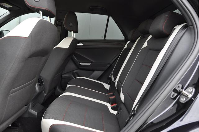 Volkswagen T-Roc 1.5 TSI Sport ACC Apple Android Navigatie
