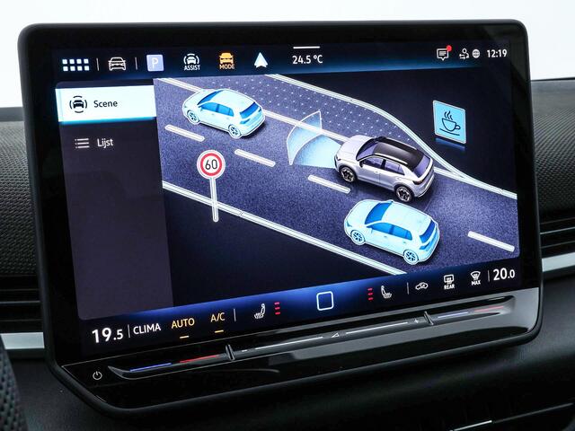 Volkswagen T-Roc R-Line First Edition 1.5 eTSI 150 PK 7 versn. DSG · Electrische achterklep · Achteruitrijcamera · Draadloze telefoonlader · Voorraad OUTLET · Prijs is inclusief inruilpremie ·