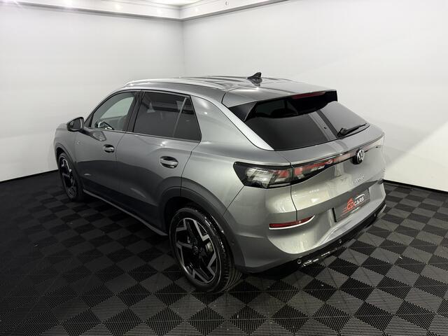 Volkswagen T-Roc 1.5 e TSI R-Line First Edition Nieuwe model!, Camera, Iq lights, Navi, Half leder, Stoel/Stuurverwarming, Cruise control adaptief, Sfeerverlichting, Keyless start, 2 jaar garantie
