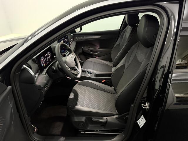 Volkswagen T-Roc 1.5 TSI e R-Line Edition Nieuwe model!, Camera, Iq lights, Navi, Half leder, Stoel/Stuurverwarming, Cruise control adaptief, Sfeerverlichting, Keyless start, 2 jaar garantie