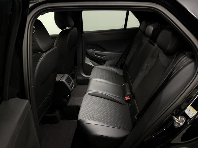 Volkswagen T-Roc 1.5 TSI e R-Line Edition Nieuwe model!, Camera, Iq lights, Navi, Half leder, Stoel/Stuurverwarming, Cruise control adaptief, Sfeerverlichting, Keyless start, 2 jaar garantie