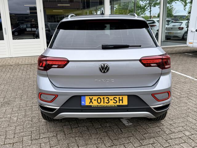Volkswagen T-Roc 1.5 TSI Style | Automaat | LED | Keyless | Adapt. Cruise | Apple/Android | PDC v+a incl Camera | Afn. Trekhaak