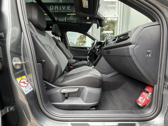 Volkswagen T-Roc 1.0 TSI R-Line Bus. Blackstyle|Pano|ACC|IQ|Stoelverv|Cam|