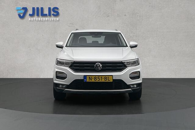 Volkswagen T-Roc 1.0 TSI Style | Adaptieve cruise control | Navigatie | Parkeersensoren