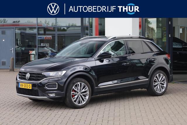 Volkswagen T-Roc 1.5 TSI Sport NL auto 1ste eigenaar door ons onderhouden, 18" LMV, trekhaak, privacy glas, zwarte hemel, digital cockpit, navigatie, Full led, ACC en app connect