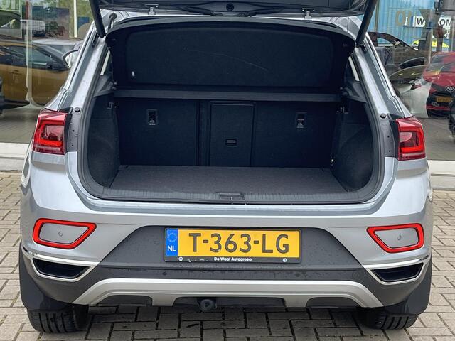 Volkswagen T-Roc 1.5 TSI Style | NL Auto | Eerste eigenaar | Lage KM | Trekhaak