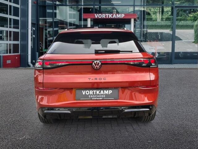 Volkswagen T-Roc 1.5 eTSI R-LINE TREKHAAK/PANO-DAK/ELEK-KLEP/CAMERA/ACC/IQ/STOEL+STUURVERW