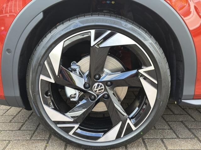 Volkswagen T-Roc 1.5 eTSI R-LINE TREKHAAK/PANO-DAK/ELEK-KLEP/CAMERA/ACC/IQ/STOEL+STUURVERW