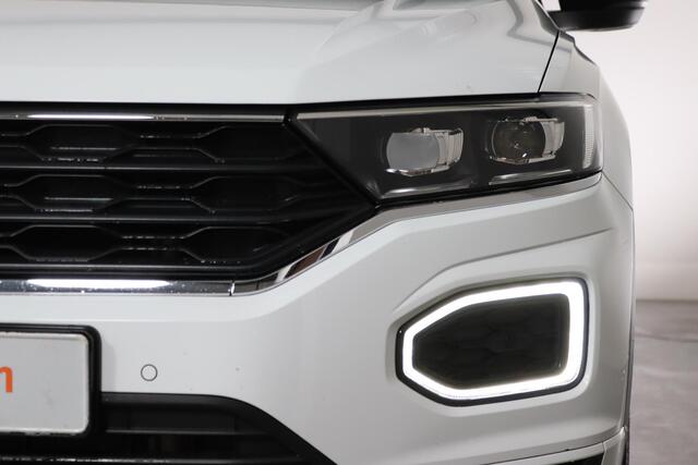 Volkswagen T-Roc 1.5 TSI Sport R-line, ACC, Stoelverwarming, Apple CarPlay/Android Auto