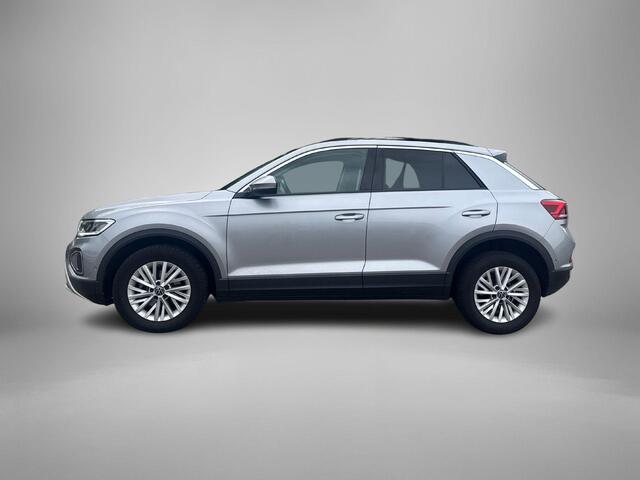 Volkswagen T-Roc 1.0 TSI 110pk Life · Camera · Apple/Android Car Play · Navigatie · P-Sensoren · 16'' Inch ·