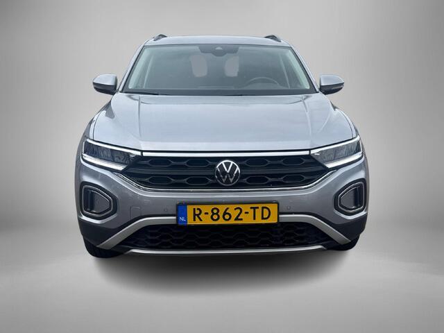 Volkswagen T-Roc 1.0 TSI 110pk Life · Camera · Apple/Android Car Play · Navigatie · P-Sensoren · 16'' Inch ·