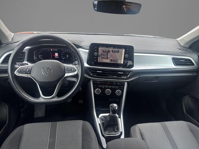 Volkswagen T-Roc 1.0 TSI 110pk Life · Camera · Apple/Android Car Play · Navigatie · P-Sensoren · 16'' Inch ·