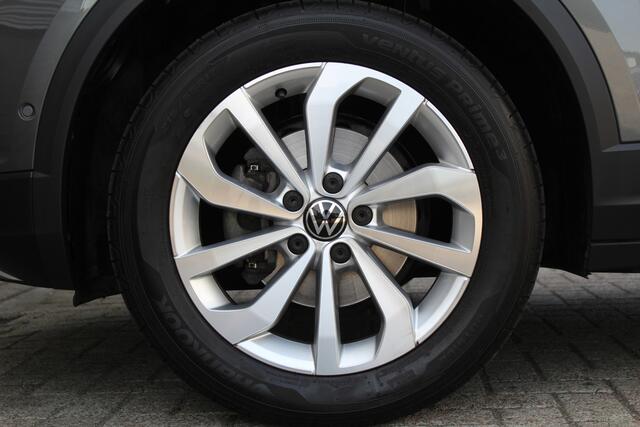 Volkswagen T-Roc 1.5 TSI 150PK Style Plus | Alcantara | IQ Light | Elektr. Achterklep | Adaptieve Cruise | Trekhaak