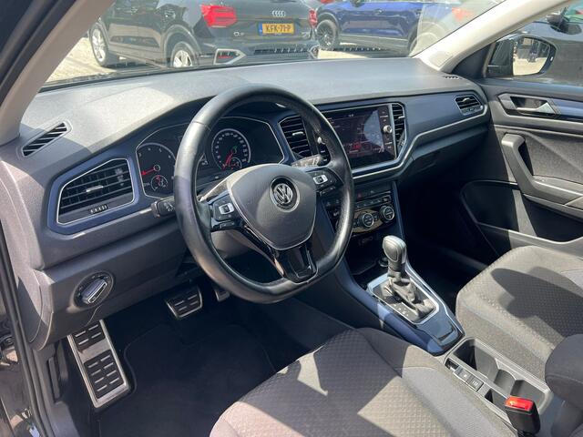 Volkswagen T-Roc 1.5 TSI Sport navi, cruise, stoelverw, trekhaak, led