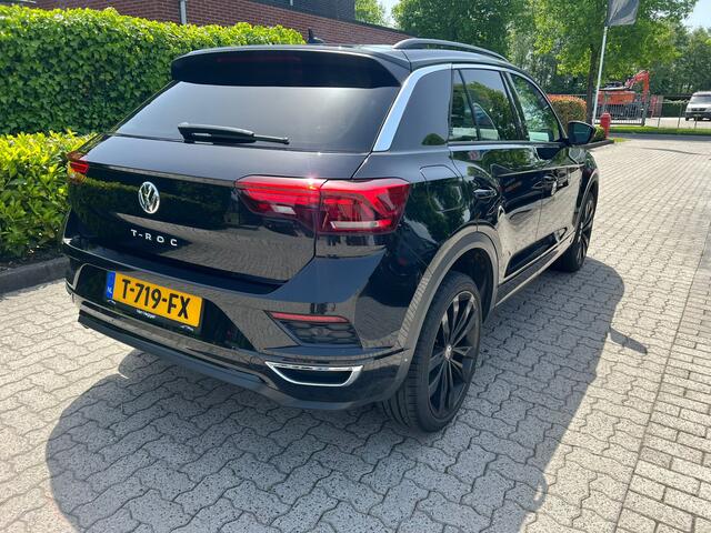 Volkswagen T-Roc 1.5 TSI Sport navi, cruise, stoelverw, trekhaak, led