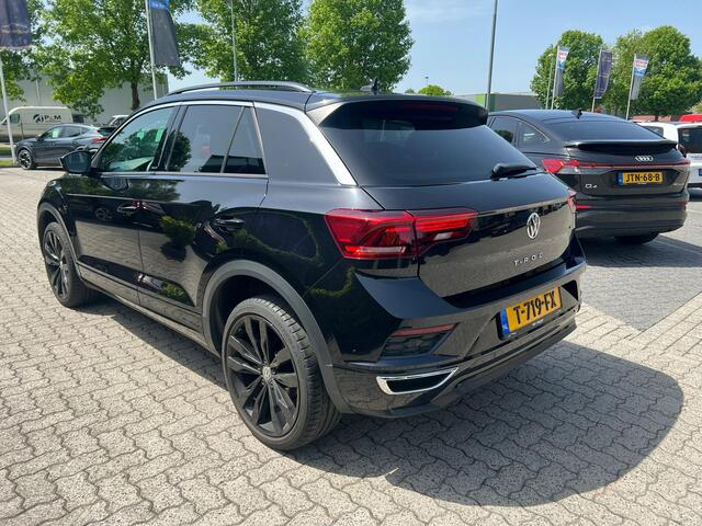 Volkswagen T-Roc 1.5 TSI Sport navi, cruise, stoelverw, trekhaak, led