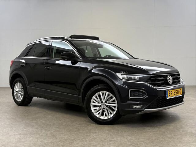 Volkswagen T-Roc 1.5 TSI Style Business | Pano | Carplay | Trekhaak | Adap. Cruise | Navi | Parkeersens.