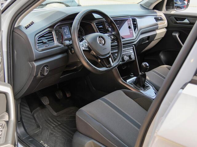 Volkswagen T-Roc 1.5 TSI 150PK Style Business | 1.500 KG TREKGEW. | CRUISE CONTROL |