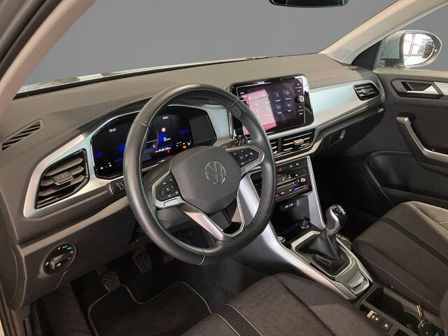 Volkswagen T-Roc 1.0TSI/115PK Life Edition · Apple/Android Car Play· Camera + Parkeersensoren · Keyless · 27-06-2028 of 100000km.