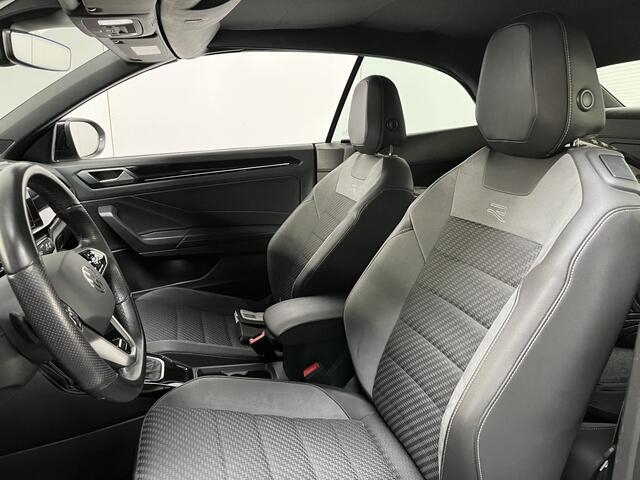 Volkswagen T-Roc Cabrio 1.5 TSI R-Line / AUTOMAAT/ BLACK STYLE/ CAMERA/ PARK. SENSOREN/ IQ. LIGHT/ APP CONNECT/ ADAPT. CRUISE/ NAVI/ AIRCO/ DAB