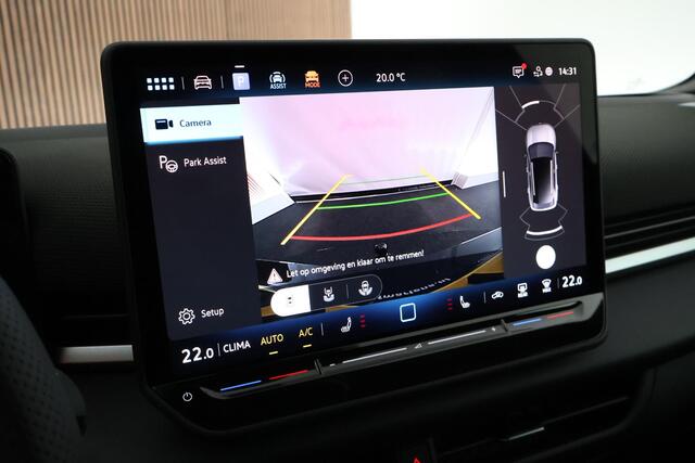 Volkswagen T-Roc 1.5 eTsi 150pk DSG R-Line First Edition Trekhaak Camera Stoelverwarming Carplay