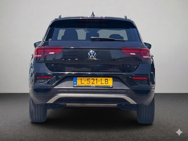 Volkswagen T-Roc 1.5 TSI Sport | Carplay | Navigatie via App | Achteruitrijcamera | Led Koplampen |